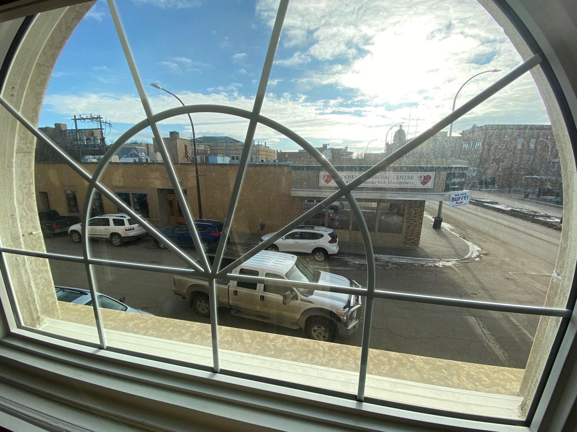 Grant Hall Hotel Moose Jaw Bagian luar foto